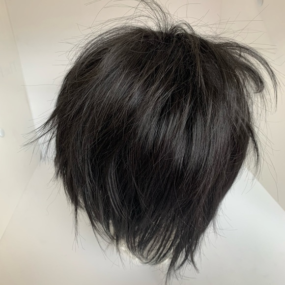 Short punky spiky black wig from Jubilee X-men cosplay - Picture 4 of 7